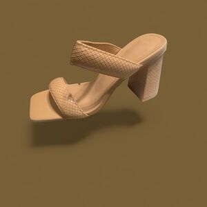 Elegant Tan Block Heel Sandals